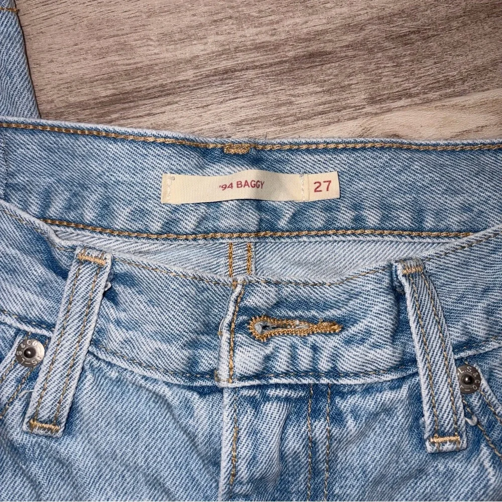 LEVI’S ‘94 Baggy light wash - Picture 4 of 9
